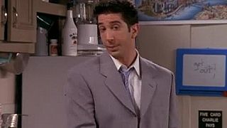 Priatelia S04E20 O svadobnych satach