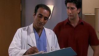 Priatelia S05E03 O malej Chandler