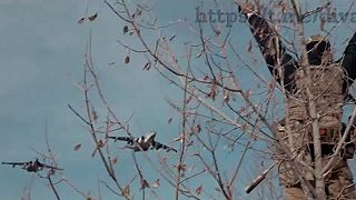 Ruskí piloti Su-25 pozdravujú užívateľov MV