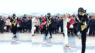 ČÍNSKE TANEČNÉ VYSTÚPENIE MICHAEL JACKSON