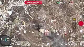 Likvidácia ukrajincov schovávajúcich sa v zákope 18+