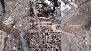 Ranenému ukrajincovi prišiel na pomoc rus 18+