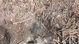 Okupant sa snaží zostreliť FPV dron