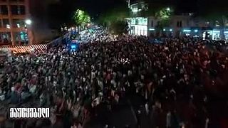 Nevídaný počet protestujúcich v Tbilisi.