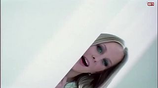 Holki - Když Mě Líbáš (Official Video)
