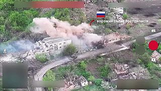 Okupantom prišiel skontrolovať povolenie na pobyt tank