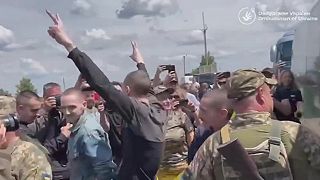 Návrat 75 ukrajinských zajatcov