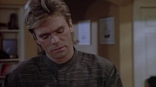 MacGyver 3x12 Predcasna penze