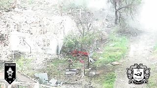 Splašení okupanti pobehujú počas náletov FPV-čiek