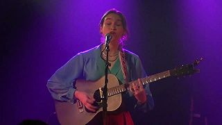 Jambalaya. Cover dvoch talentovaných gitaristiek Reina Del Cid a Toni Lindgren