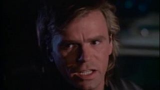 MacGyver 4x13 Behani v kruhu