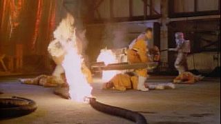 MacGyver 4x19 Nevyzizene ucty