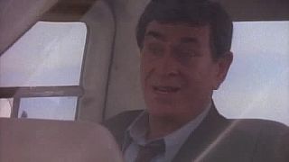 MacGyver 7x01 Poctivec Abe