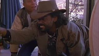 MacGyver 7x05 Coltonove