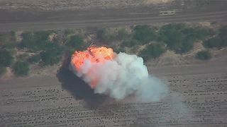 Masívna explózia americkej húfnice M109 po zásahu ruským dronom Lancet