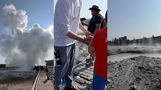 Masívna hydrotermálna explózia gejzíru v Yellowstonskom národnom parku