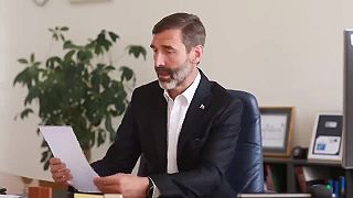 Účelová manipulácia progresívnych ovečiek na proteste