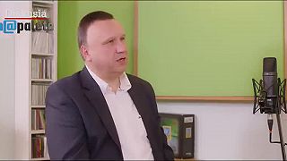 Dušan Kováčik: Na ulici ma zastavujú neznámi ľudia a hovoria “Bojujte!”