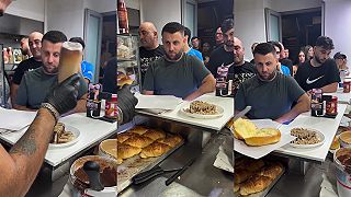 Príprava koláča a burgra v Rusku