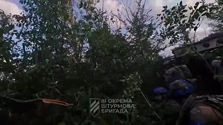 Zmätení vojaci OSU strieľali po vlastných jednotkách