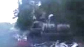 Tank po autách