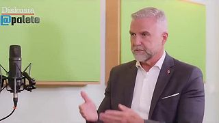 Tibor Gašpar o striptízovom divadle družky Michala Šimečku