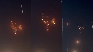 Íránské balistické rakety letí na Izrael.