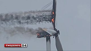 Požár větrné turbíny.