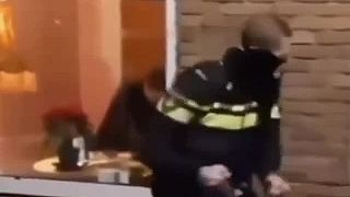 V Holandsku policie přišla zadržet zločince