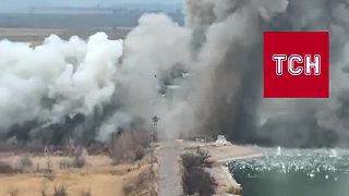 Ustupujúce Ukrajinské vojská vyhodili do vzduchu priehradu Kurachovo