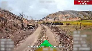 FPV dron nasnímal vrakovisko ukrajinskej vojenskej techniky