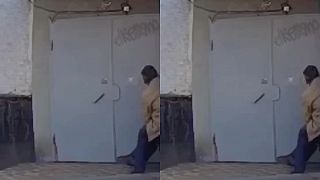 Pani, ja vám s tým košíkom pomôžem
