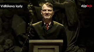 Uniknutý záznam z 32.kongresu ukročeskej nuttelovo prodemokratickej vlády..