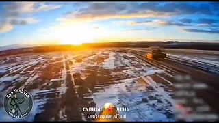 Útok Ruského dronu na vozidlo M2 Bradley v Kurskej oblasti