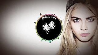 Klaas feat. Jelle Van Dael - Far Away