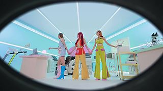BINI ¦ 'Blink Twice'