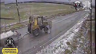 Militarizovaný traktorista dostal poriadnu lekciu