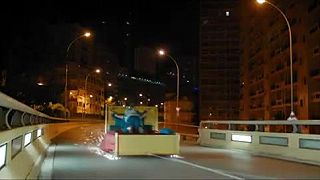 Nicky larson malevil maraton party všetko letí