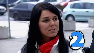 Blondína a bruneta z PS - Nikto nie je dokonalý