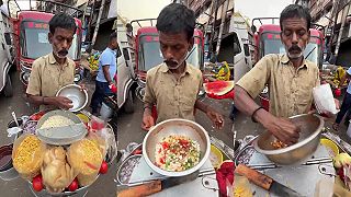 Verte mi, zadok si utieram druhou rukou! (street food v Indii)