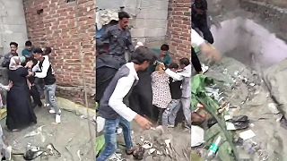 Susedská hádka náhle skončila, keď zasiahol osud, všetci sa prepadli pod zem!