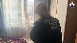 Ruská matka si naporcovala sekerou tri deti