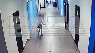 Piatak napadol učiteľku kladivom