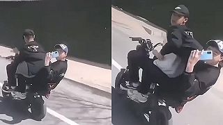 Cestná pomsta mladíkom celkom nevyšla, zasiahla INSTANTNÁ KARMA