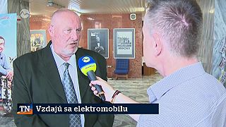 Po 190 000 km je batéria na odpis, Levice sa vzdajú elektromobilu Nissan