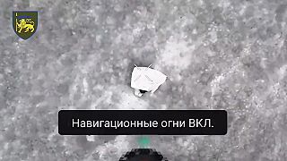 S vrecom rovno na front