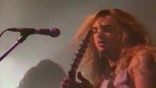 Sepultura - Beneath The Remains (Naživo v Barcelone 1991)