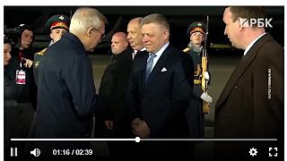 Hrdina Fico v Moskve sa klaňal a kaňal