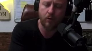 Sú tu komáre, nik ich nemá rád.