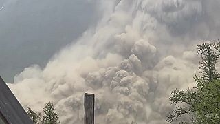 Masívny zosuv ľadovca zdevastoval dedinu Blatten v Švajčiarsku